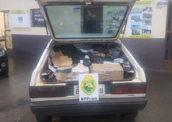 BPFRON apreende Gol quadrado carregado com mercadorias do Paraguai