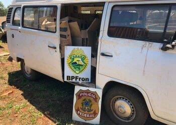 Três carros são apreendidos carregados de cigarros