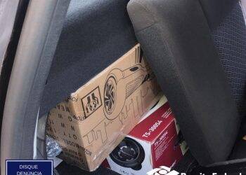 Ação em Santa Terezinha de Itaipu retém três carros carregados com mercadorias