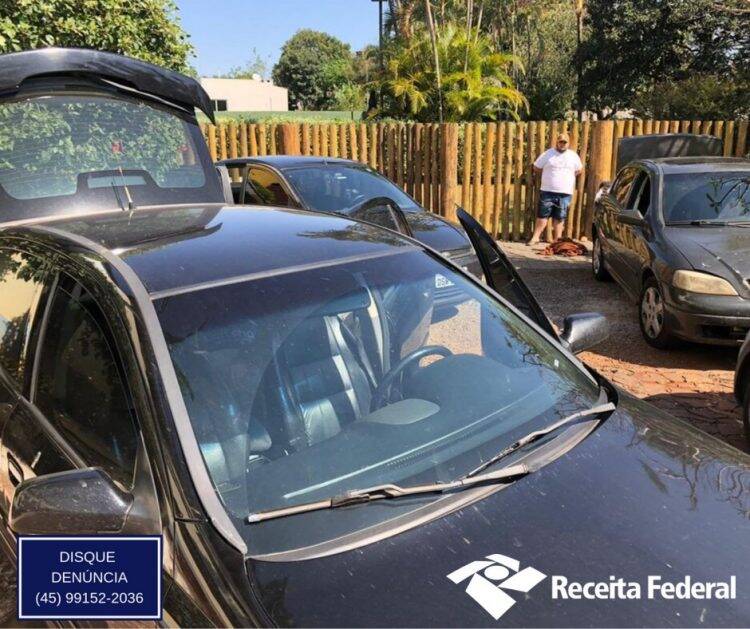 Ação em Santa Terezinha de Itaipu retém três carros carregados com mercadorias