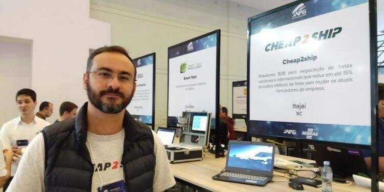Grupo apresenta startup para frete via aplicativo na Conferência de Inovação ANPEI