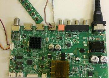 Presos criam carregador de celular com placa de televisão