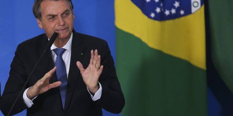 Bolsonaro sanciona Lei de Abuso de Autoridade com 36 itens vetados