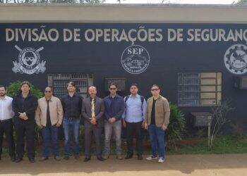 Comitiva formada por lideranças do Paraguai visita unidades penais de Foz do Iguaçu