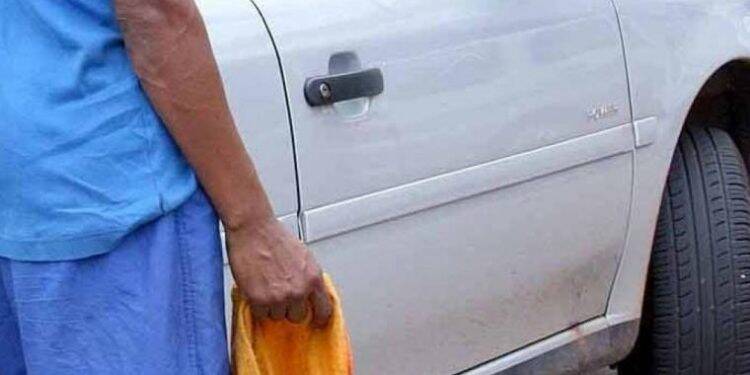 Vereadora Inês Weizemann apresenta projeto para proibir flanelinhas em Foz