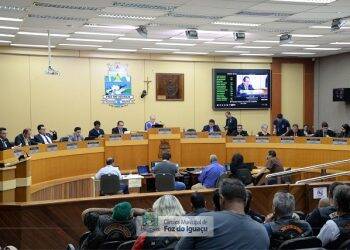 Câmara de Foz aprova lei para ônibus com ar condicionado