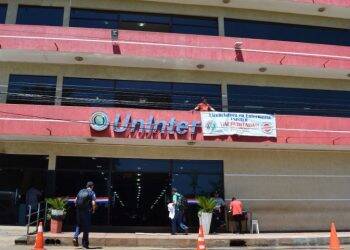 Brasileiro é detido no Paraguai por hackear sistema e modificar notas de alunos de medicina