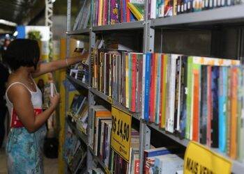 Feira do Livro de Foz do Iguaçu acontece de 18 a 24 de outubro, no Gresfi