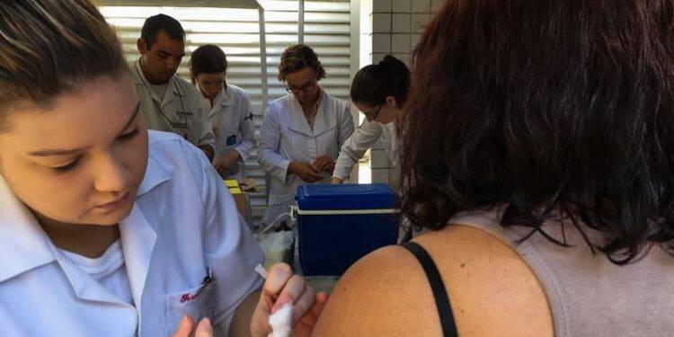 Vacinação contra febre amarela é intensificada na Região Sul