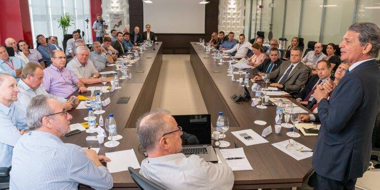 Itaipu e cooperativas reafirmam compromisso com o desenvolvimento do Oeste paranaense