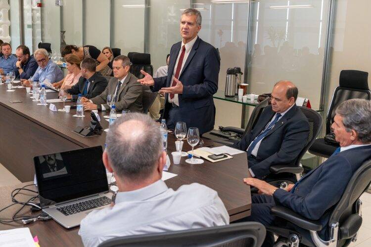 Itaipu e cooperativas reafirmam compromisso com o desenvolvimento do Oeste paranaense