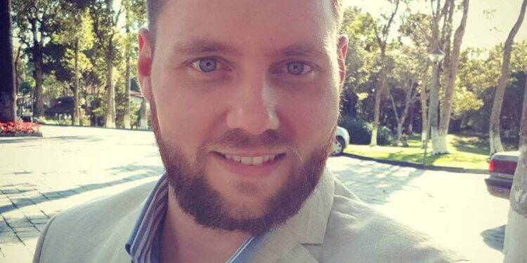 Polícia trabalha com hipótese de homofobia na morte de iguaçuense em Curitiba