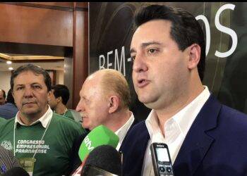 Governador chega a Foz para a abertura do Congresso da Faciap