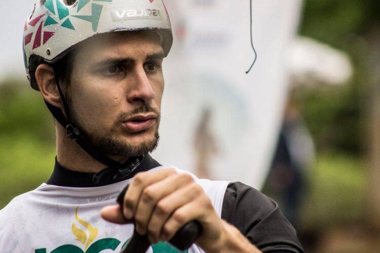 Pela 10ª vez, Instituto Meninos do Lago é a melhor equipe do Campeonato Brasileiro de Canoagem