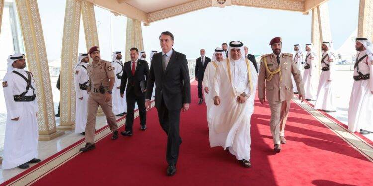 Brasil e Catar assinam acordo de isenção de visto