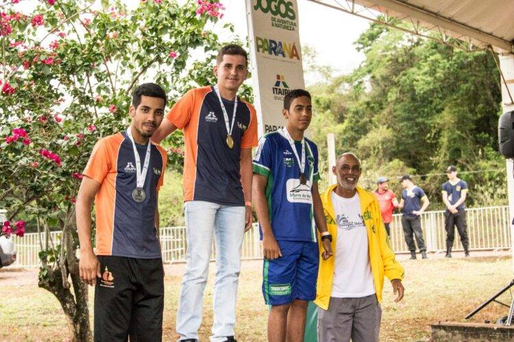 Pela 10ª vez, Instituto Meninos do Lago é a melhor equipe do Campeonato Brasileiro de Canoagem