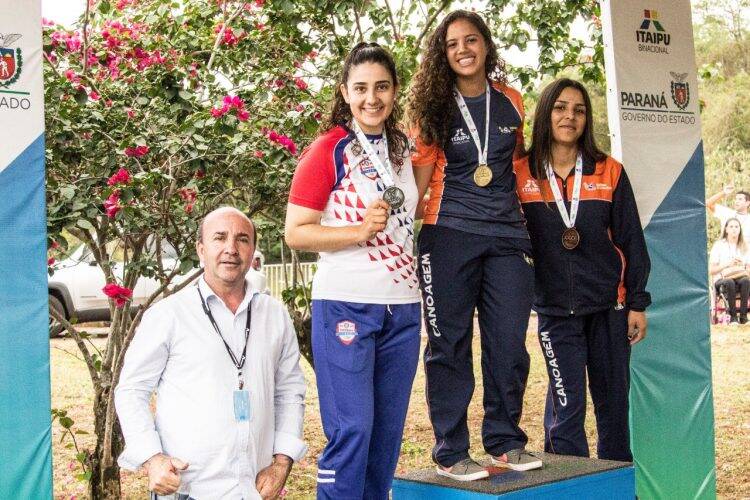 Pela 10ª vez, Instituto Meninos do Lago é a melhor equipe do Campeonato Brasileiro de Canoagem