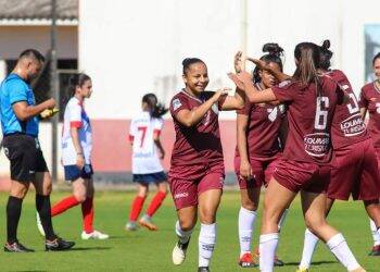Foz Cataratas FC feminino pode encerrar atividades após o paranaense, diz presidente