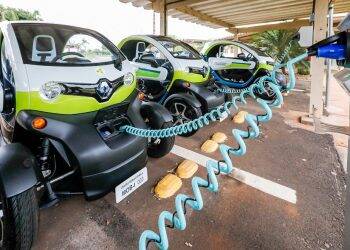 Com software do PTI, servidores públicos de Brasília vão compartilhar carros elétricos