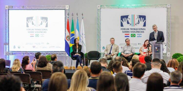 Fórum Trinacional do GT Itaipu Saúde discutiu violências no Brasil, Paraguai e Argentina