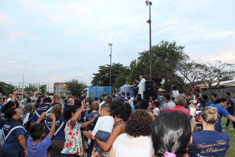 Imagem peregrina de Nossa Senhora Aparecida chega a Foz do Iguaçu