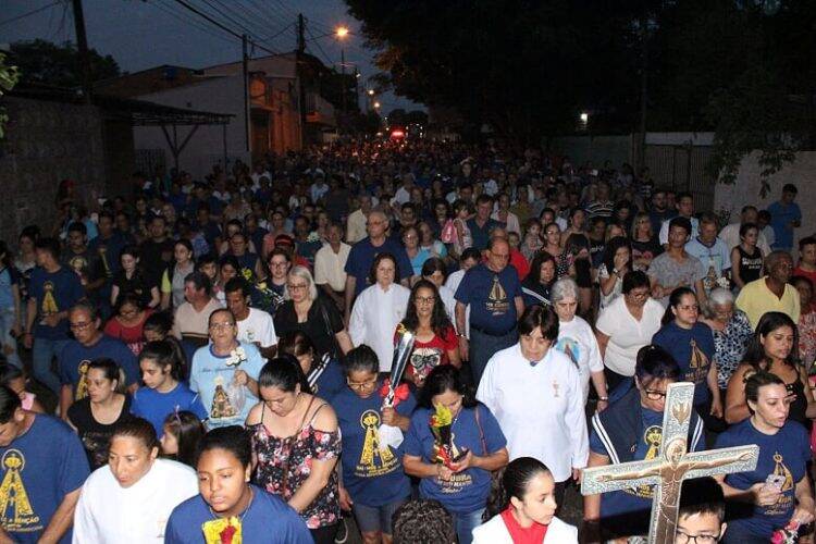 Imagem peregrina de Nossa Senhora Aparecida chega a Foz do Iguaçu