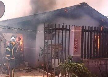 Paróquia promove campanha para reconstrução de casas incendiadas no Jardim Morenitas