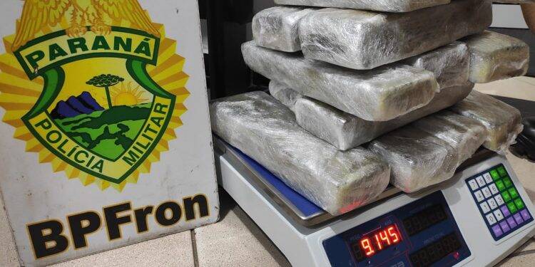 BPFron apreende maconha em ônibus da linha Foz do Iguaçu/Curitiba