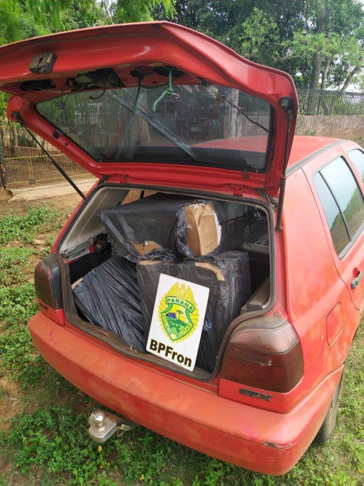 BPFron apreende cigarros e carros em porto clandestino de Foz