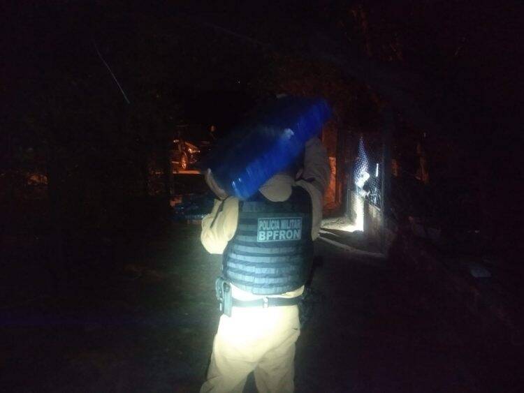 BPFron apreende mais de 500 kg de maconha em porto clandestino de Foz