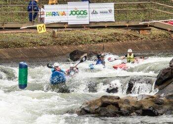Pela 10ª vez, Instituto Meninos do Lago é a melhor equipe do Campeonato Brasileiro de Canoagem