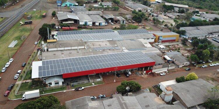 BioWatts entrega a maior usina de energia solar em indústria do Paraná