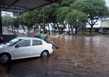 Comissão de Alagamentos encaminha relatório final para Prefeitura