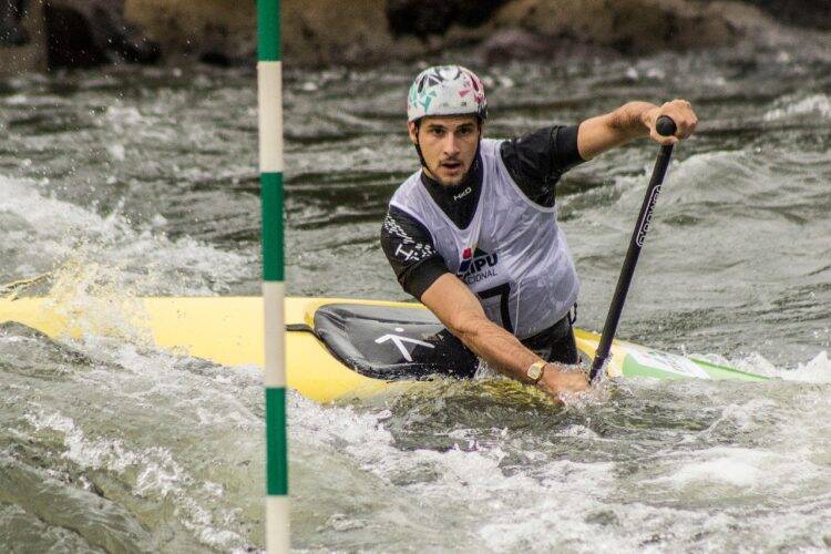 Pela 10ª vez, Instituto Meninos do Lago é a melhor equipe do Campeonato Brasileiro de Canoagem