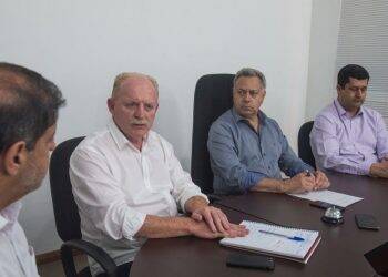 Vermelho e Piolla apresentam ações em reunião do Comtur