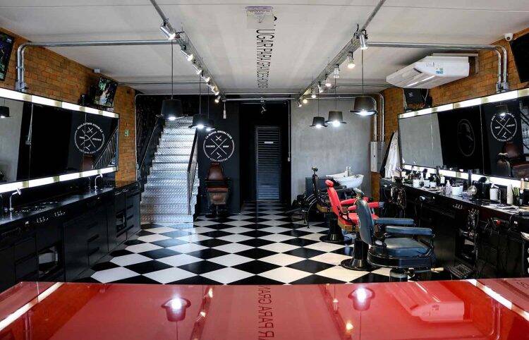 Conhece a barbearia La Mafia em Foz do Iguaçu? Faça um tour online!