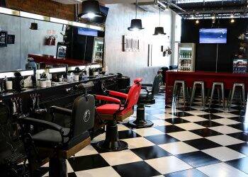 Conhece a barbearia La Mafia em Foz do Iguaçu? Faça um tour online!