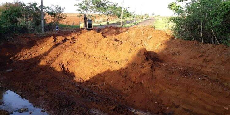 Polícia Ambiental embarga construção de ponte sobre o Rio Almada em Foz