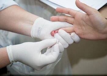 Saúde e Rotary fazem mutirão de testes de sífilis, hepatite e HIV