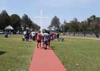 Dia de Finados com grande movimento nos cemitérios de Foz do Iguaçu