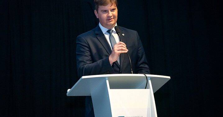 Em Foz, Ministro defende plano realista para gestão  dos recursos hídricos do País