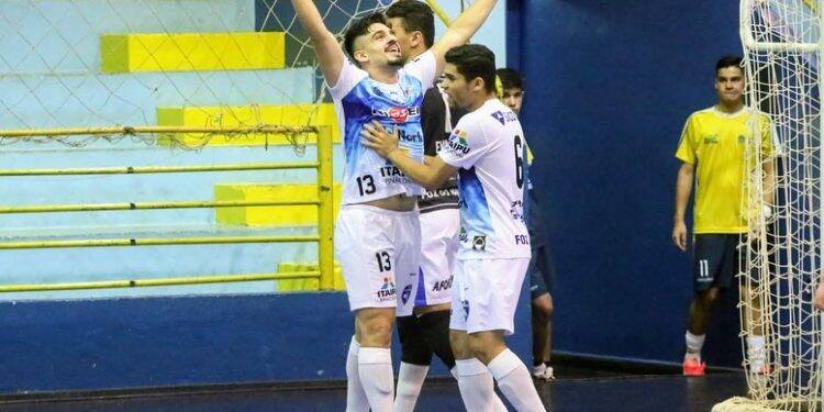 Foz Cataratas perde para o Umuarama no primeiro confronto da semifinal