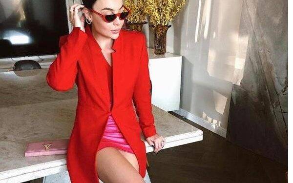 Pamella Ferrari divulga looks que serão vendidos amanhã no 6° bazar da Pamella