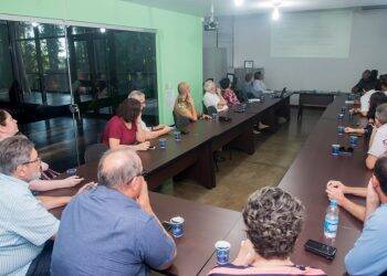 Gilmar Piolla apresenta orçamento do turismo de R$ 21,9 milhões ao Comtur