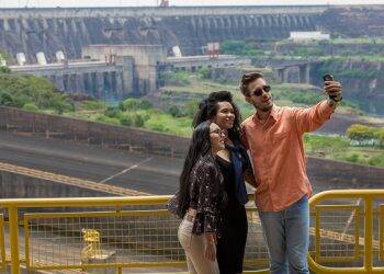 Turismo da Itaipu amplia horários e vagas para receber mais de 9,4 mil turistas no feriado
