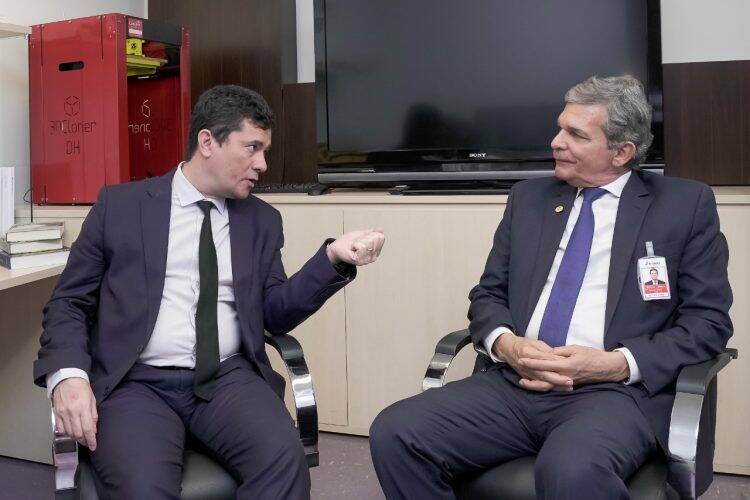 Perseguição policial poderá avançar até 1 km além da fronteira, prevê acordo