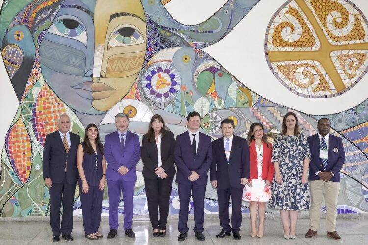 Perseguição policial poderá avançar até 1 km além da fronteira, prevê acordo