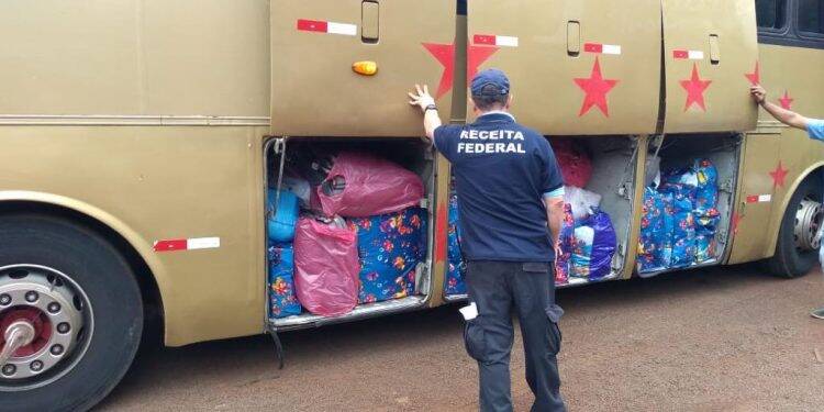 Receita Federal apreende 9 ônibus na BR 277 em dois dias de Operação
