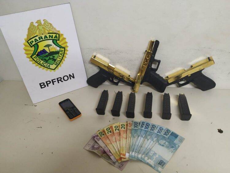 BPFron prende homem com 3 pistolas próximo a rodoviária de Foz