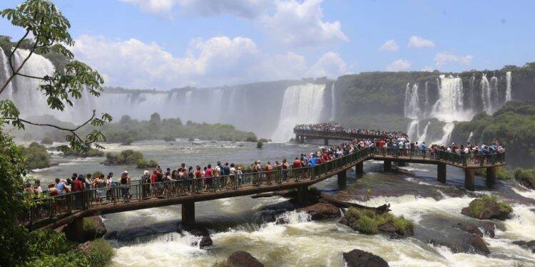 Parque Nacional do Iguaçu recebe mais de 35 mil visitantes no feriadão